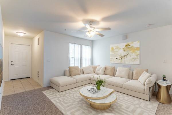 $1,498 / 3br - 1035ft2 - Descubre los apartamentos Hammock Harbor, cuando los minutos importan (Rockledge)63823720616323123