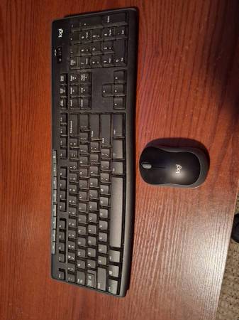 Wireless Keyboard & Mouse 1