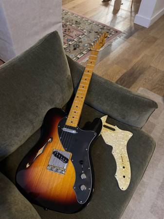 Fender Vintera II thinline Telecaster with noiseless Gen 4 pickups 1