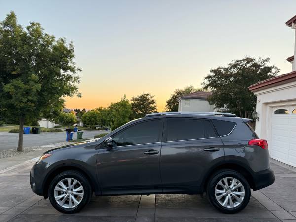 2015 Toyota RAV Limited clean title - $11,500 (San Jose)63624010297601123