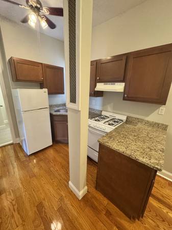 $2,950 / 2br - Allston 2 Bed/1 Bath Apartment | Commonwealth Ave (Allston)64213550649857122