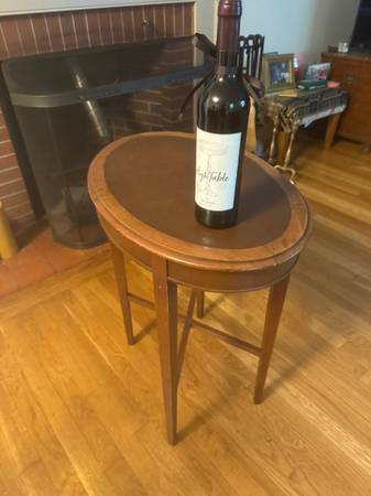 Beautiful side table oval nice design leather insert 1