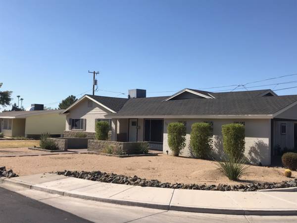 $950 / 4br - 425ft2 - *** VERY LARGE ROOM FOR RENT CHANDLER*** (CHANDLER)63966951417219121