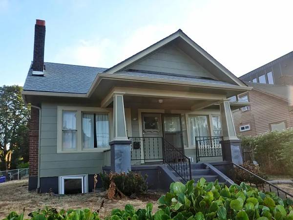 $985 / 3br - 1100ft2 - Spacious 3-Bedroom Home in the Heart of North Portland!! (Portland)63831251044995120
