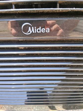 Used Window Unit (Air Conditioner) 1