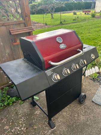 Perfect, like new 5 burner barbecue grill w/ tank 1