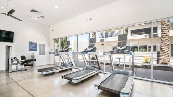 $1,582 / 2br - 1013ft2 - Four Outdoor Pools, Pets Welcome, Loads of Upgrades64024995666562123