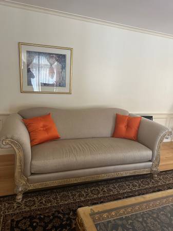 Couch and coffee table with 2 chairs 1