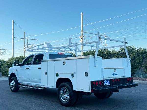 2024 RAM Big Horn 4dr - Photo 7