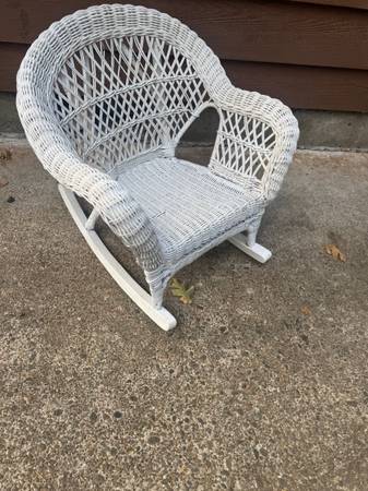 Small Wicker kid sized rocking chair 1