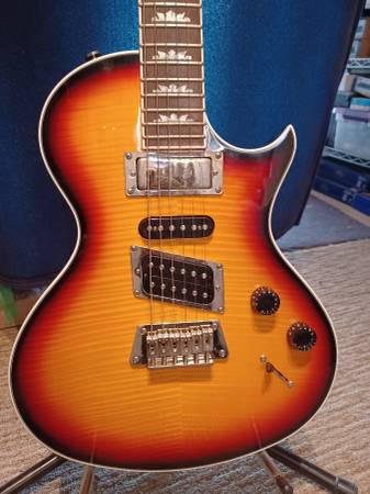 Epiphone Nighthawk Custom reissue 1