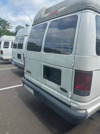 2008 ford E250 - $5,500 (Rotterdam)63477859513729121