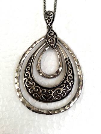 Hammered Sterling Silver Necklace Italy 1
