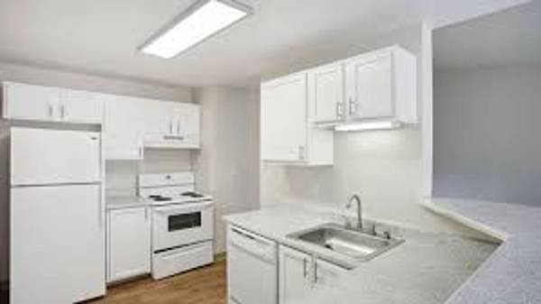 $1,495 / 1br - 680ft2 - Don't wait! These move-in deals are going fast! (Seattle - Bryn Mawr-Skyway)63799909986305120