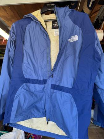 North Face Gore-Tex Rain Shell Jacket Size Medium 1