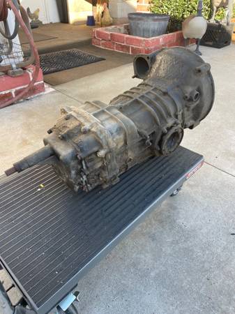 VW BUS TRANSMISSION 1