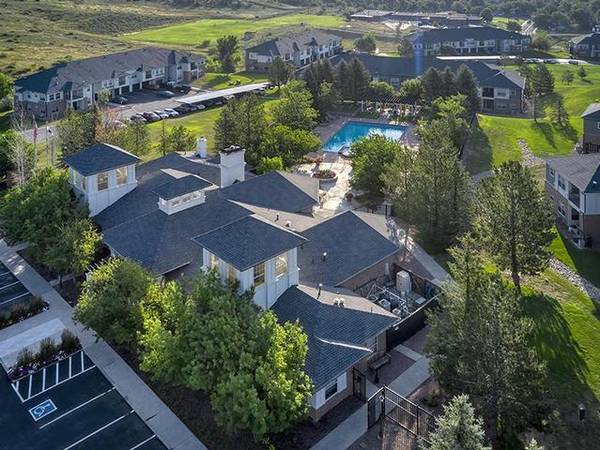 $2,536 / 3br - 1397ft2 - Garages Available, Microwave, Spectacular Mountain Views, Mini Blinds (Broadmoor/Straton)63658112506497120