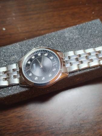 Pulsar diamond sport watch - $99 (rockland)63471426283265122