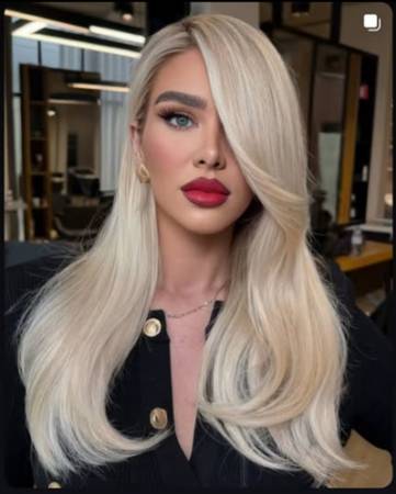 Stylist/Assitant 1