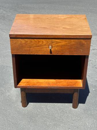vintage - Walnut - mid century - nightstand - $225 (MODESTO)63471298985475120