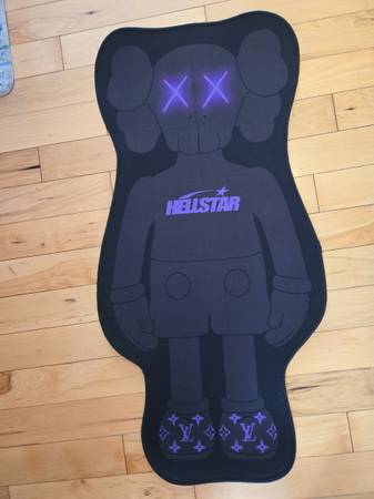 HELLSTAR Rug 1