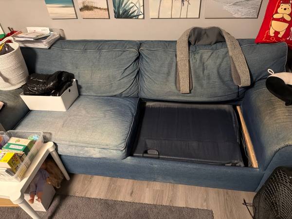 Pull out sofa bed 1