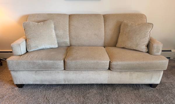 Flex steel sofa 1