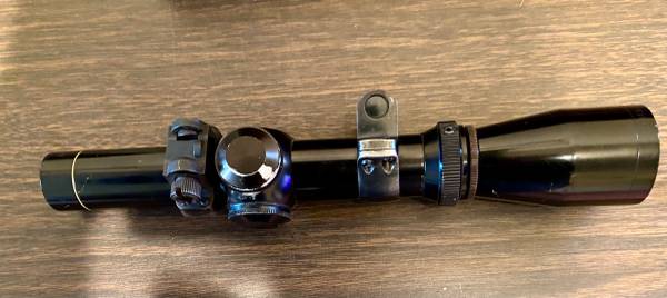 Leupold 1-4 variable scope 1