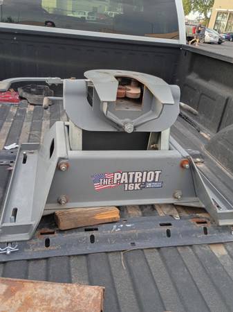 5th wheel hitch 1