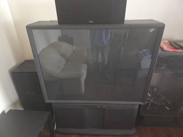 VINTAGE 53 " HITACHI TV 1