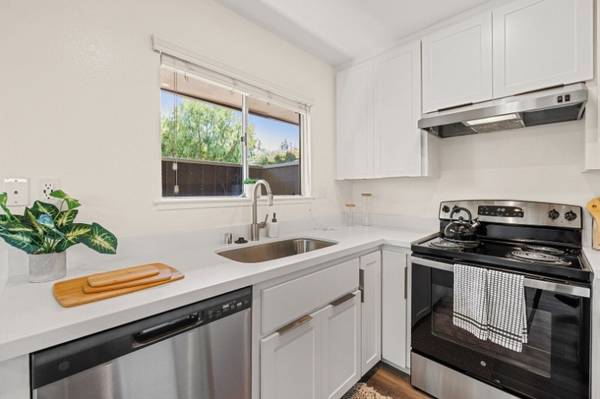 $3,875 / 2br - 1040ft2 - El lugar ideal para vivir. (campbell)63687405595265120