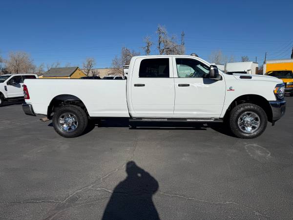 2023 DODGE RAM 2500 HEAVY DUTY 6.7 CUMMINS DIESEL 4 DOOR LONG BOX 4X4 1