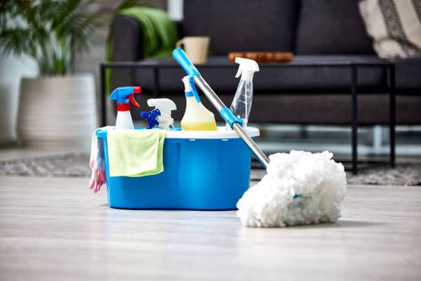 LOOKING FOR RESIDENTIAL HOME CLEANERS....START IMMEDIATELY 25-35$ HR 1