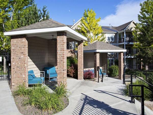 $1,725 / 2br - 1287ft2 - Enjoy one month free on select apartments! (6626 Chapel Hill Blvd, Pasco, WA)63829655181315122