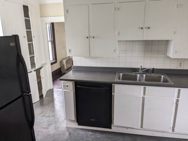 $1,600 / 1br - 550ft2 - Primer piso de un dormitorio (Concord)63931656027395120