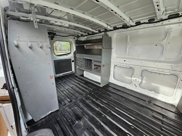 2019 Nissan NV1500 ONLY 115k - Photo 14