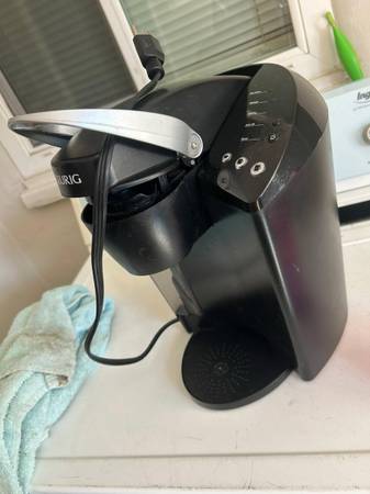 Keurig coffee maker 1