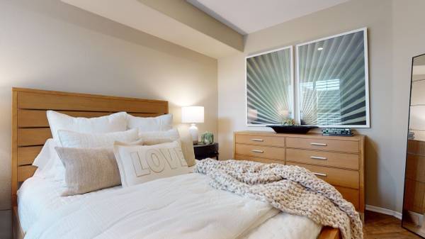 $3,995 / 2br - 1210ft2 - 1210ft2 - Coastal 2BD/2BA – Move In Before the Holidays🎄Parking + AC (La Jolla)63998604428930121