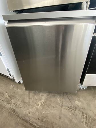 Samsung stainless steel dishwasher 1