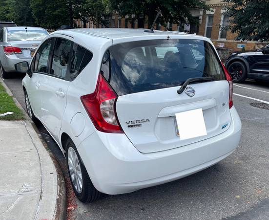 2016 Nissan versa Note SV 1.6L - $4500 Astoria - $4,500 (Astoria)63618038600067122