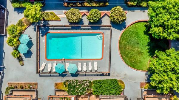 $2,695 / 1hab - 645ft2 - Vistas impresionantes, estacionamiento reservado, se admiten mascotas (san rafael)63658129572867122