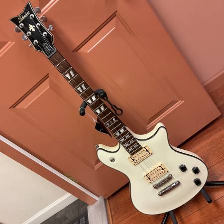 Schecter Diamond Series Custom Electric 1