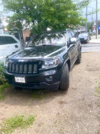 2012 Jeep Grand Cherokee Overland - Excelente estado - $7,000 - $7,000 (Llanuras blancas)63654718450051120