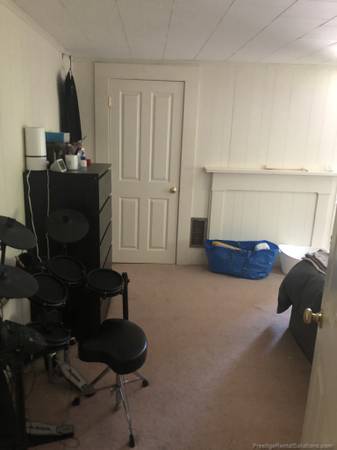 $2,500 / 3br - Watertown Lg 2 Nivel 2.5 Dormitorios 1 Baño Estacionamiento+No Se Permiten Mascotas+Patio+Cuba St63839290427777120