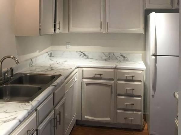 $1,170 / 3br - 1280ft2 - Large  Kitchen, Loaded with Cabinets, Upgraded LED track lighting63806193322369121