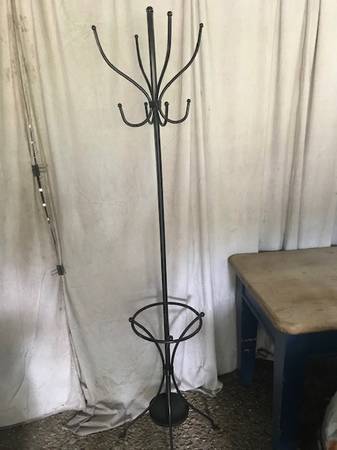 Metal Coat Rack 1
