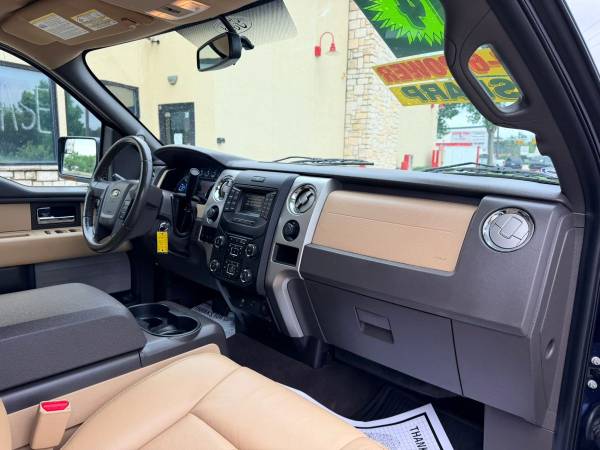 2014 Ford F150 SuperCrew Cab - Photo 13
