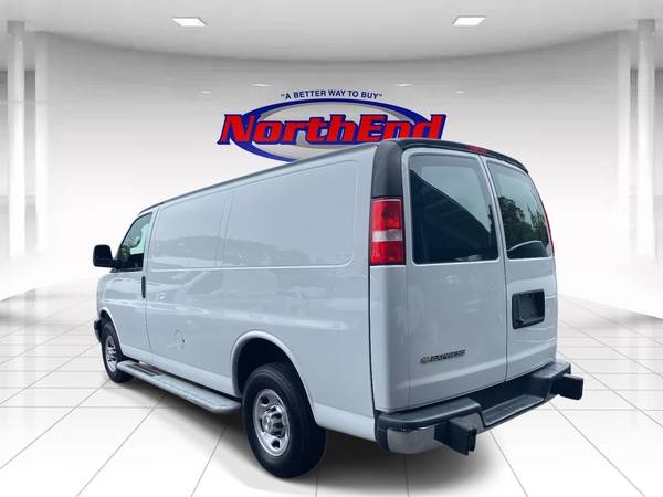 2023 Chevrolet Express 2500 Chevy - Photo 5