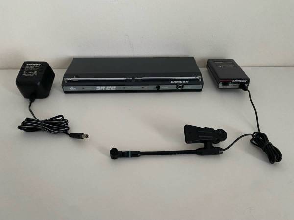 Wireless Microphone System – Samson SR22 + ST-2 + AKG C409 - Japan 1