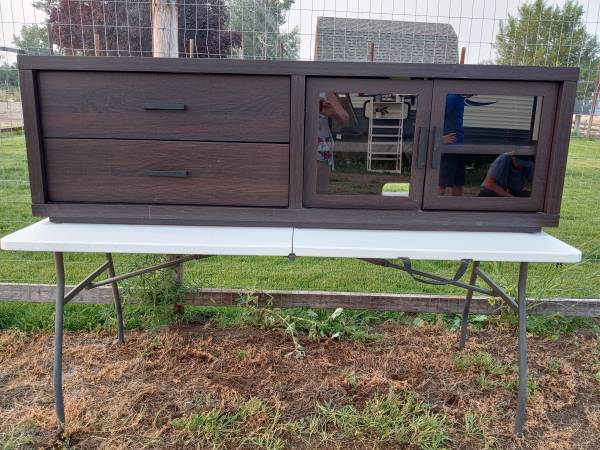TV Console 1